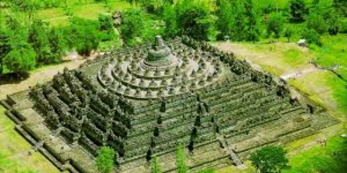 Candi Peninggalan Kerajaan Mataram Kuno