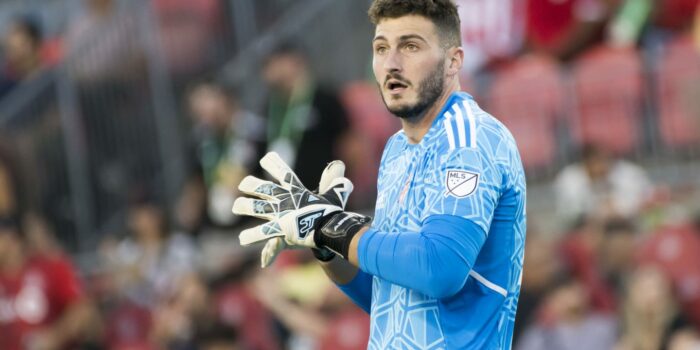 DC United mengontrak mantan kiper Toronto FC Alex Bono sebagai agen bebas