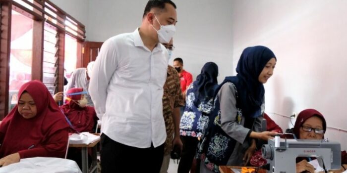 Kutip Nasihat Mendiang Ayah, Eri Cahyadi Ogah Mikir Pilgub-Pilwali: Dan Pil Pil Lainnya.. – Berita Jatim
