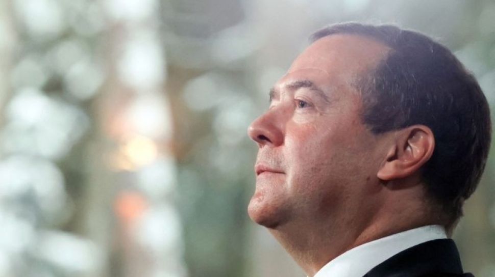 Keras! Dmitry Medvedev Suruh PM Jepang Harakiri Karena Tunduk Memalukan Pada Amerika