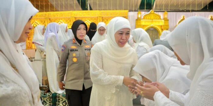 Hadiri Haul Akbar Al Fitrah Kedinding, Gubernur Khofifah Bangkitkan Spiritualitas Global Antar Umat Islam Dunia – Berita Jatim