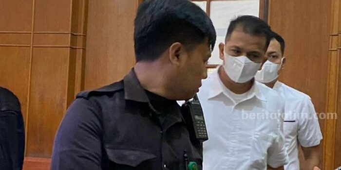 Sidang Tragedi Kanjuruhan, Saksi Polisi Mengaku Ditendang dan Diteror Suporter