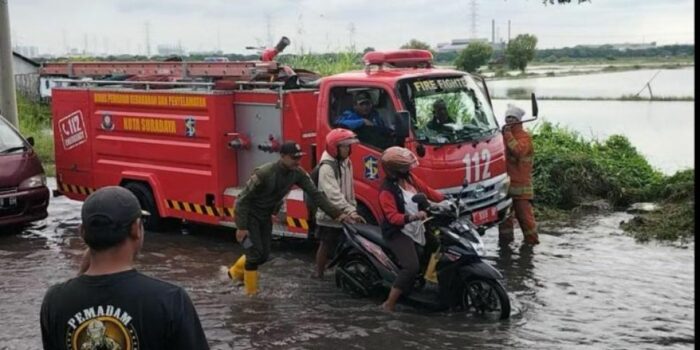 Kali Lamong Meluap Akibatkan Kawasan Pakal Banjir, Beruntung Tak Sampai Masuk Area GBT