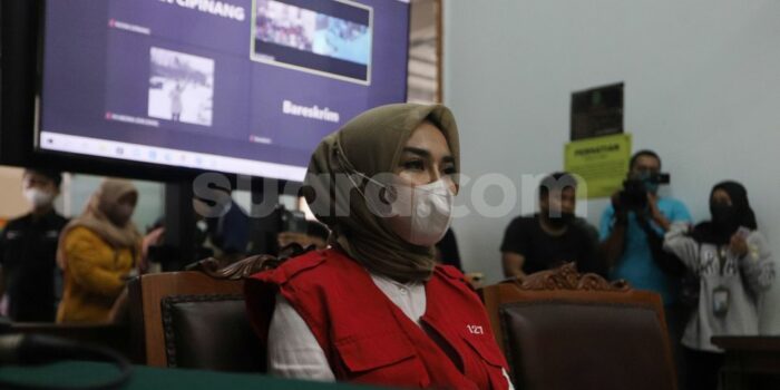 Selebgram Medina Zein Divonis 2 Tahun, Lebih Ringan dari Tuntan Jaksa