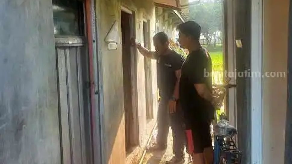 Pintu Kamar Mandi Didobrak, Sepasang Remaja di Jombang Tertangkap Basah Mesum