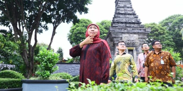 Gubernur Khofifah Tinjau Persiapan OIC-CA 2023 di Anjungan Jatim TMII