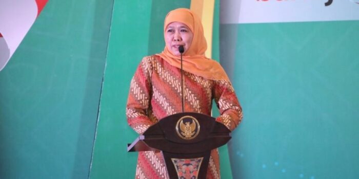 Gubernur Khofifah Raih Penghargaan Tokoh Publik Berpengaruh di The 3rd MAW Talk Award 2023