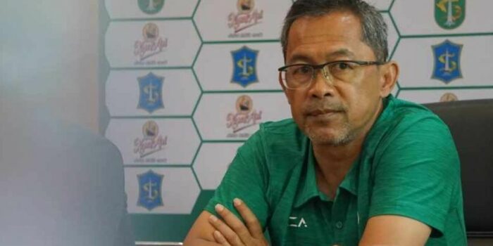 Aji Santoso Beberkan Penyebab Kekalahan Persebaya dari PSIS Semarang