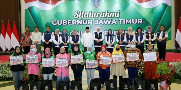 Gubernur Khofifah Terbitkan Kepgub Tarif Ojek Online dan Taksi Online di Jawa Timur