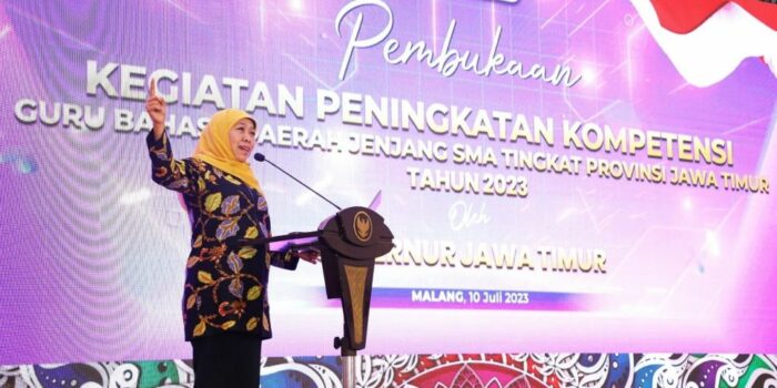 Gubernur Khofifah Minta Para Guru Bahasa Daerah Mengajarkan Nilai, Norma Kehidupan dan Peradaban