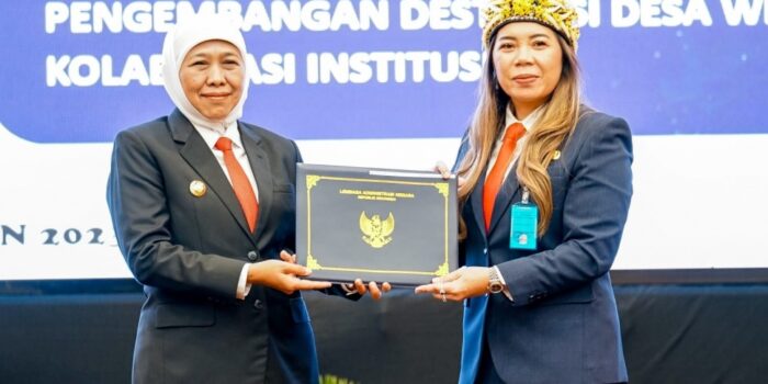 BPSDM Jatim Terima Penghargaan dari LAN RI sebagai Lembaga Diklat Terbaik Nasional untuk Ketiga Kalinya