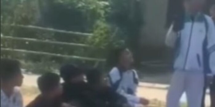 Viral Aksi Bullying dengan Kekerasan Pelajar SMP Berkedok Penataran ke Adik Tingkat