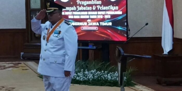 Profil Timbul Prihanjoko, Bupati Probolinggo 18 Hari