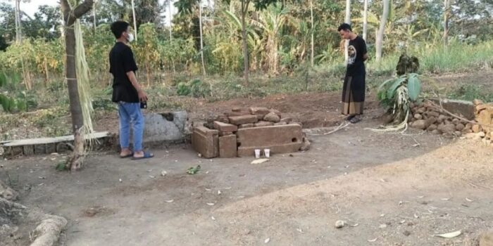Diduga Lakukan Penggalian Liar di Area Situs, DK4 Kediri Somasi Komunitas Artefak Nusantara – Berita Jatim