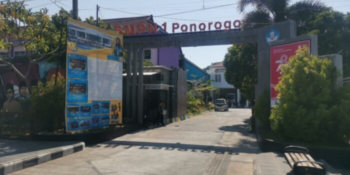 Gara-gara Panen Kecaman, SMPN 1 Ponorogo Tunda Beli Mobil dari Sumbangan