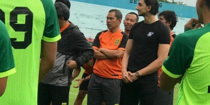 Eks Asisten Pelatih Persebaya Merapat ke Persik Kediri