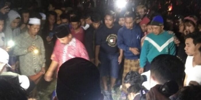 Brakk!! KA Probowangi Tabrak Minibus di Lumajang, 11 Orang Meninggal Dunia