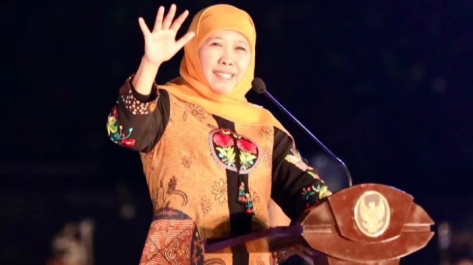Gubernur Khofifah Ajak Jamaah Bersyukur dan Berdoa bagi Indonesia Aman dan Penuh Berkah dalam Jawa Timur Bermunajat