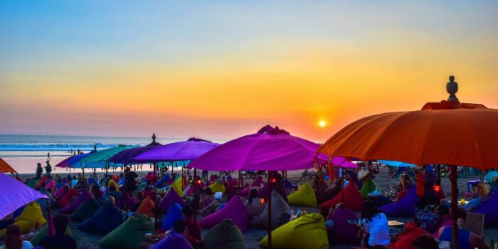 Info Menikmati Sunset di Restoran La Plancha Seminyak Bali