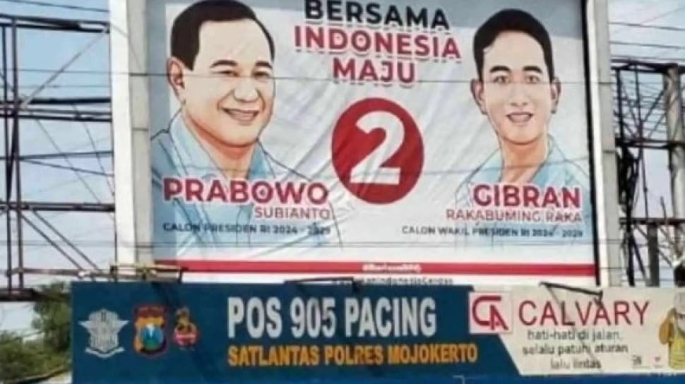 Baliho Prabowo-Gibran dan Amin di Mojokerto Dapat Peringatan dari Bawaslu, Kok Bisa?