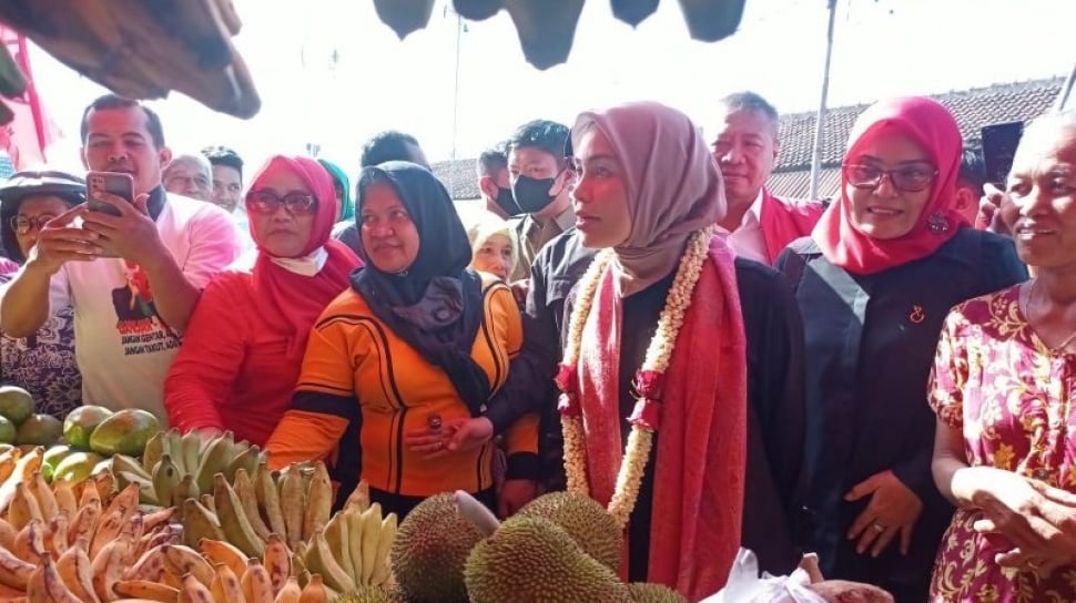 Istri Ganjar Pranowo Blusukan ke Pasar Ngemplak Tulungagung, Pedagang Ungkap Fakta Ini