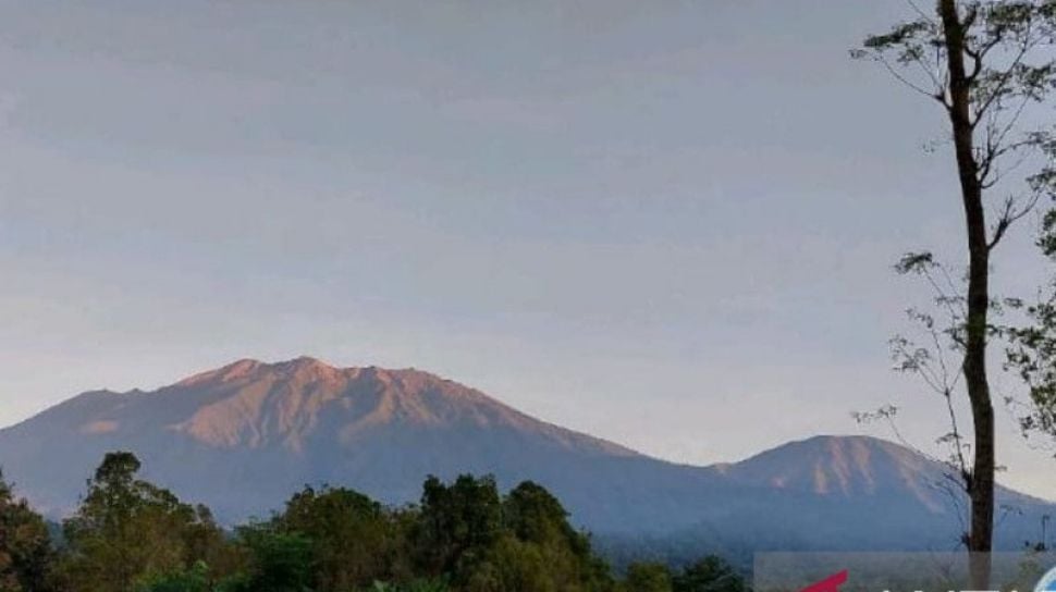 Gunung Raung Banyuwangu Naik Status, Siap-siap Ini yang Bisa Terjadi