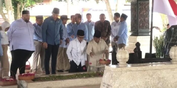 Teriakan "Prabowo Presiden" Warnai Momen Ziarah ke Makam Bung Karno