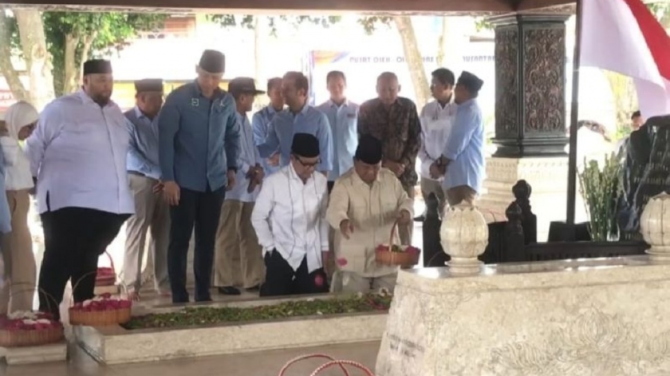Teriakan "Prabowo Presiden" Warnai Momen Ziarah ke Makam Bung Karno