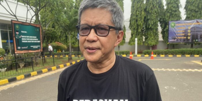 Rocky Gerung Sebut Gibran Lebih Unggul Debat dari Mahfud MD, Alasannya Karena Ini