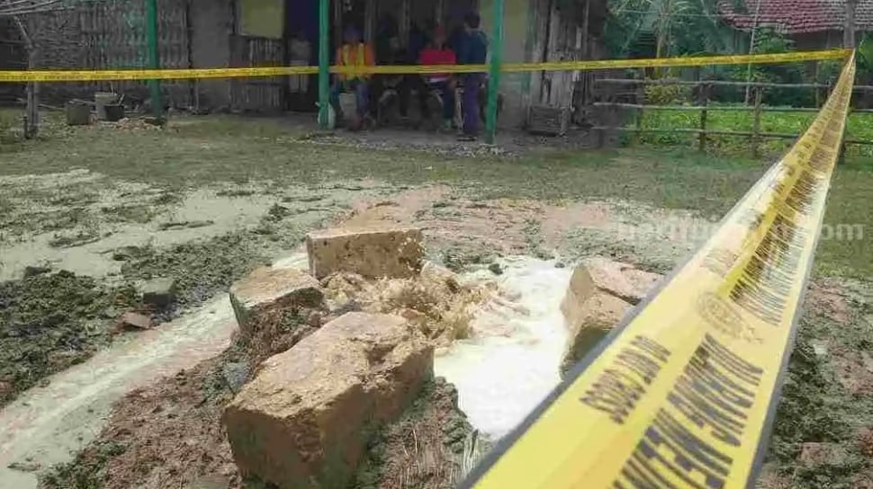 Sumur di Bojonegoro Keluarkan Air Misterius Bercampur Lumpur dan Bau Belerang, Warga Heboh
