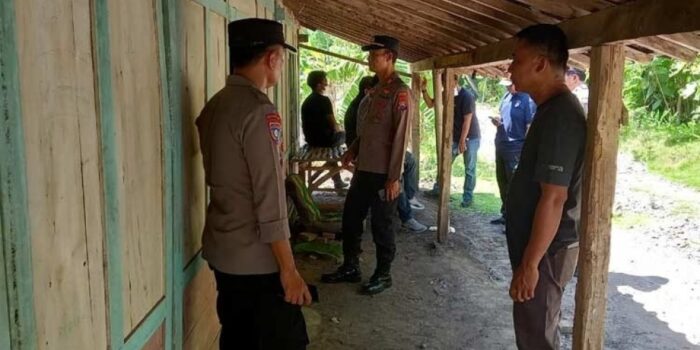 Densus 88 Tangkap Terduga Teroris di Ngawi, Sejumlah Barang Disita