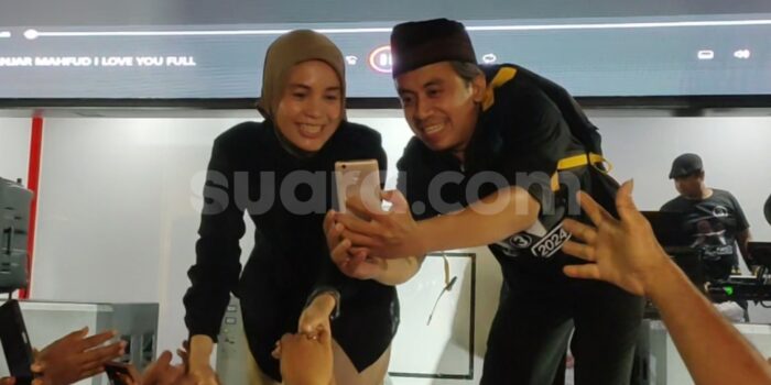 Siti Atikoh, Istri Ganjar Pranowo, Alami Hal Mengejutkan Saat Datang ke Surabaya – Berita Jatim
