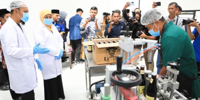 Dukung Kemandirian Ekonomi Masyarakat, Gubernur Khofifah Resmikan Pabrik Kapiten Nusantara Milik Ponpes An Nur 2 Malang – Berita Jatim