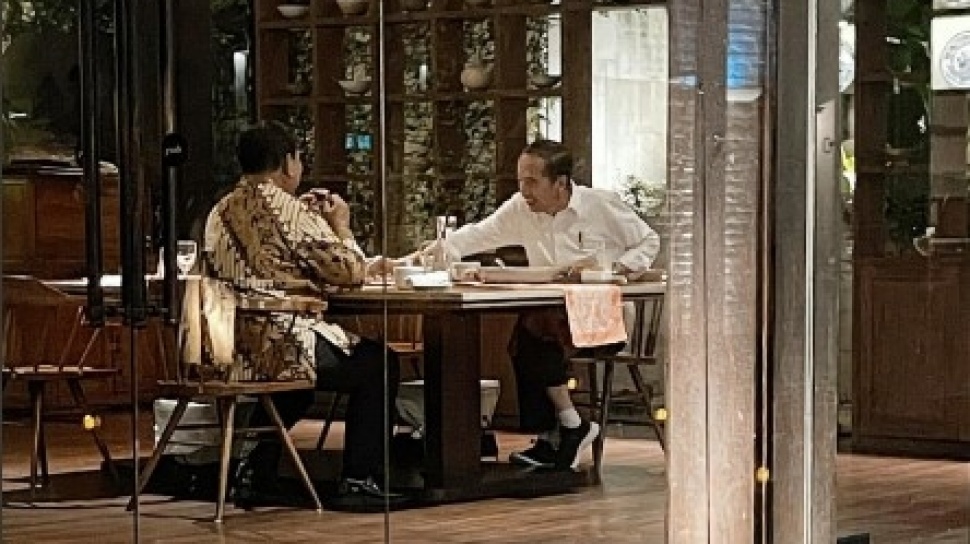Prabowo Unggah Makan Malam dengan Prabowo, Motif Batik yang Kenakan Penuh Makna