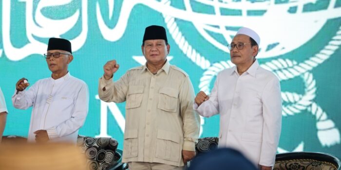 Prabowo Dapat Gelar Sahabat Santri, Gerindra Optimis Paslon Nomor 2 Menang di Jatim