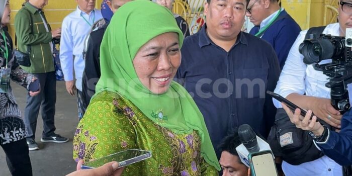 Khofifah Dapat Penantang di Pilgub Jatim 2024, Sosok Ini Disebut-sebut Bakal Ikut Bertarung – Berita Jatim