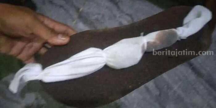 Pocong Kecil Teror Warga Winongan Pasuruan, Isinya 3 Jenis Daun, Bikin Merinding!