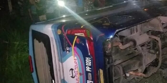 Satu Guru Meninggal, Ini Kronologi Kecelakaan Bus Rombongan SMAN 1 Sidoarjo di Tol Ngawi – Berita Jatim