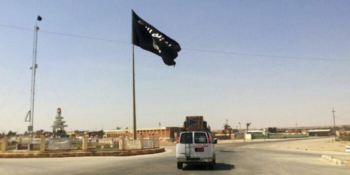 Berita ISIS Tewaskan 14 Tentara Suriah dalam Sebuah Serangan