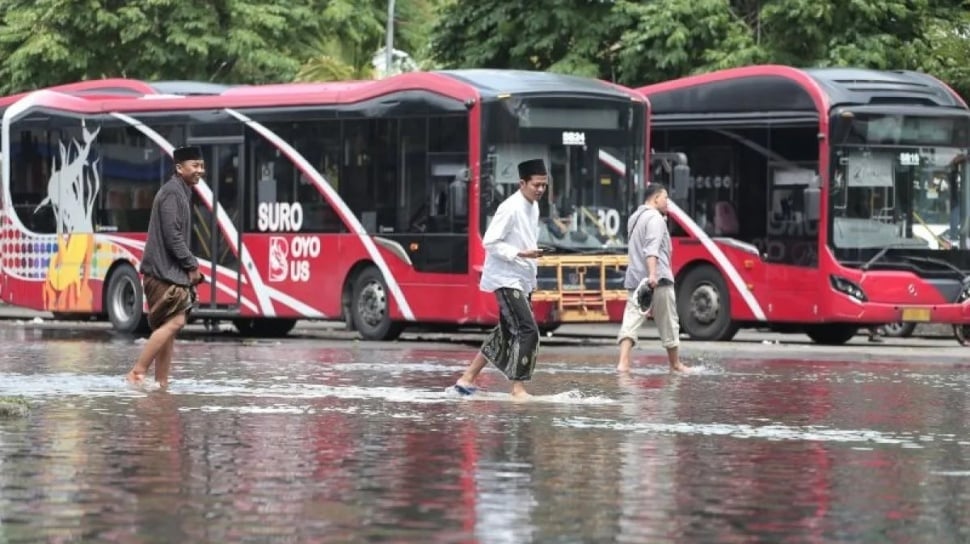 Warga Surabaya Diminta Waspada, Debit Air Sungai Lamong Posisi Awas