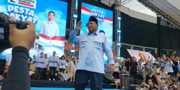 Curhat Prabowo di Kampanye Sidoarjo: Saya Kewalahan Ikuti Jokowi – Berita Jatim