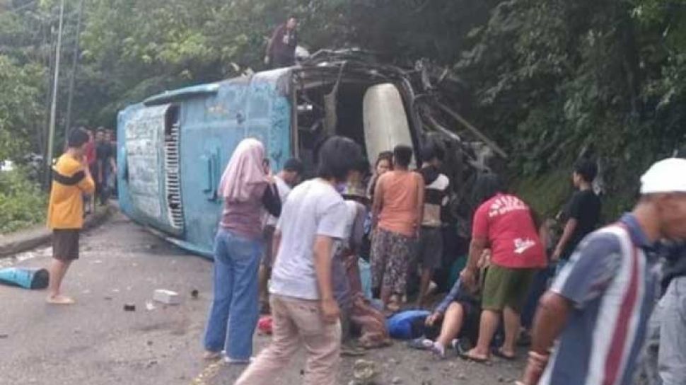 Bus Rombongan Kader Partai Hanura Kecelakaan di Tol Ngawi, 2 Orang Meninggal Dunia