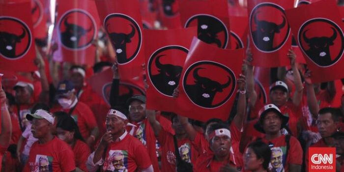 Berita 6 Caleg Terpilih PDIP Mundur dari DPRD Jateng Imbas Sistem Komandante