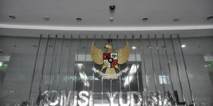 Berita KY Buka Suara soal Putusan MA Terkait Batas Usia Kepala Daerah