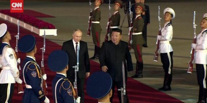 Berita Momen Putin Tiba di Korut, Kunjungan Pertama dalam 24 Tahun