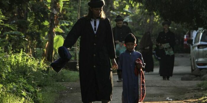 Berita Perayaan Idul Adha Lebih Awal di Bantul hingga Gowa