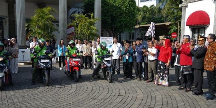 Berita Semarang Jadi Pelopor Terapkan Alat Pemantau Kualitas Udara Mobile