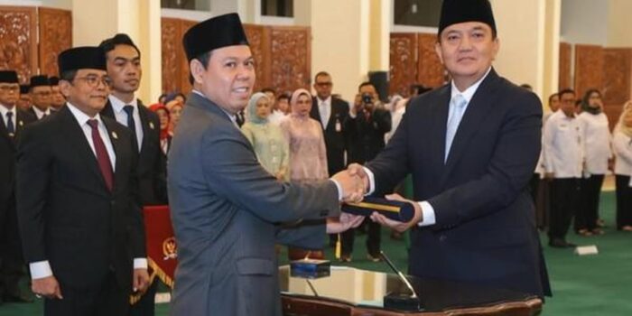 Berita Anggota DPR Nilai Pelantikan Irjen Iqbal sebagai Sekjen DPD Legal