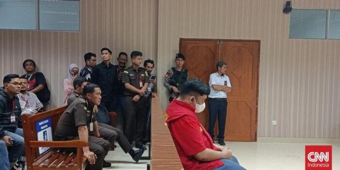 Berita Eks Kasat Narkoba di Batam dan Anak Buahnya Dituntut Hukuman Mati