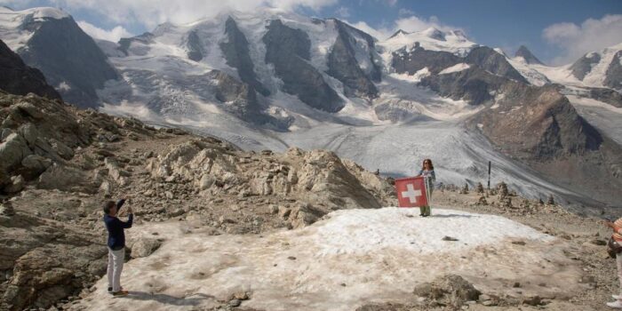 Berita 1 Desa Hilang Sekejap usai Gletser Pengunungan Alpen Swiss Longsor